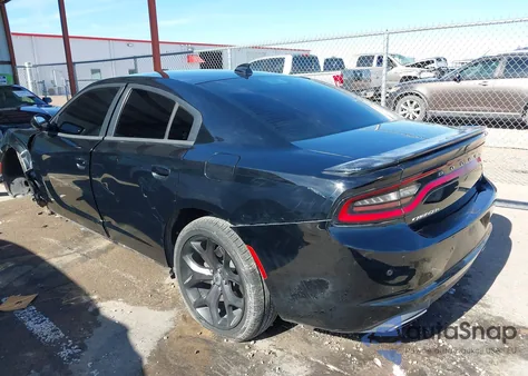 2018 Dodge Charger R/T Rwd z USA, uszkodzony, nr VIN 2C3CDXCT8JH114619